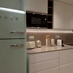 아파트 Shell Living - Marina