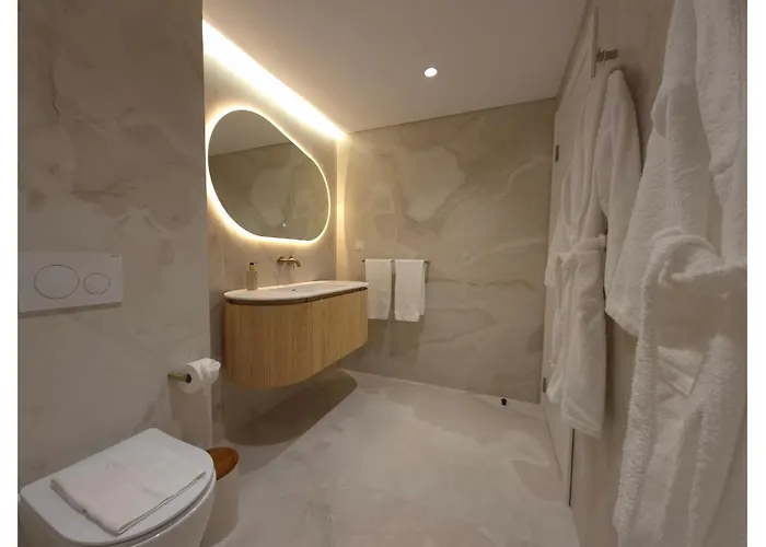 Shell Living - Marina Apartment