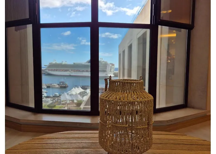 Shell Living - Marina Apartament Funchal (Madeira)