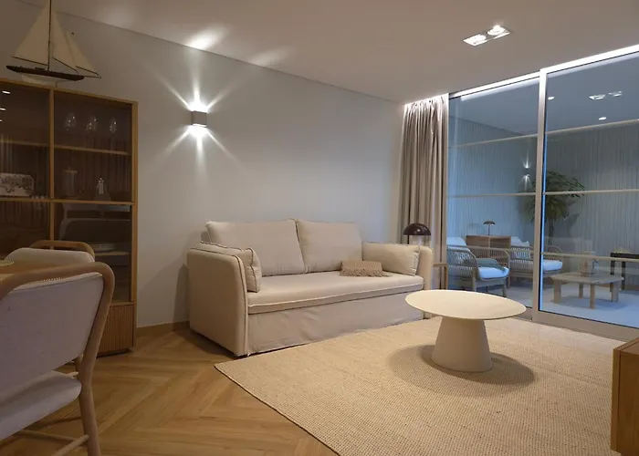 Shell Living - Marina * Funchal (Madeira)